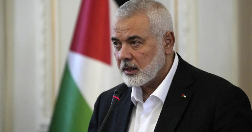 Hamas lideri Haniyeh, İsrail'in hava saldırısında üç çocuk ve torununun öldürüldüğünü doğruladı