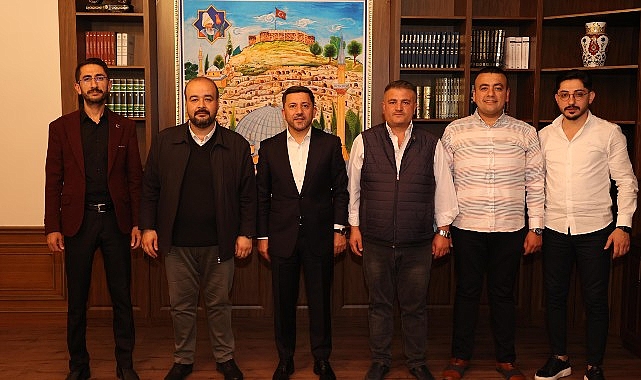 Yeniden Refah Partisi Nevşehir İl Başkanı Abdulgani Altınışık, Nevşehir Belediye Başkanı Rasim Arı'ya “tebrik” ziyaretinde bulundu – GÜNDEM