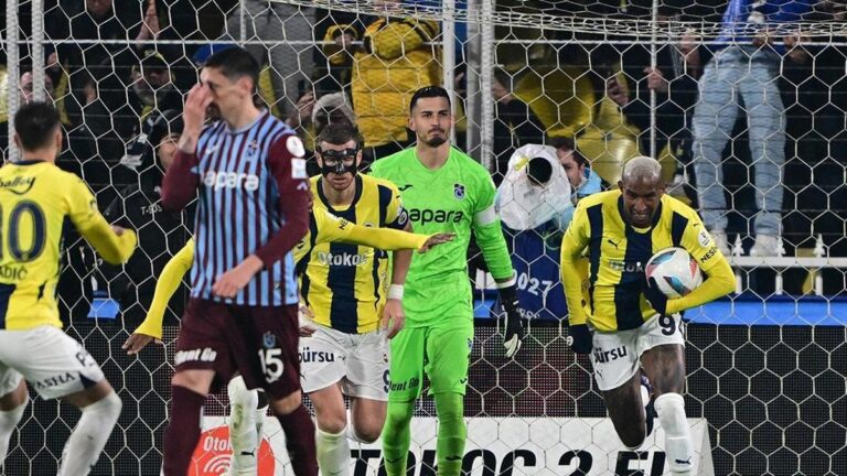 Fenerbahçe 4-1 Trabzonspor Maç Özeti
