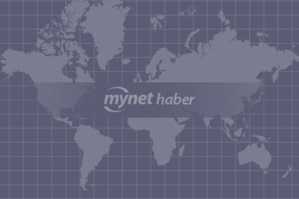 Kontrolden çıkan taksi elektrik direğine çarptı! 2 kişi hayatını kaybetti