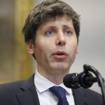 Sam Altman: Meta, OpenAI çalışanlarını 100 milyon dolarlık tekliflerle cezbetmeye çalışıyor