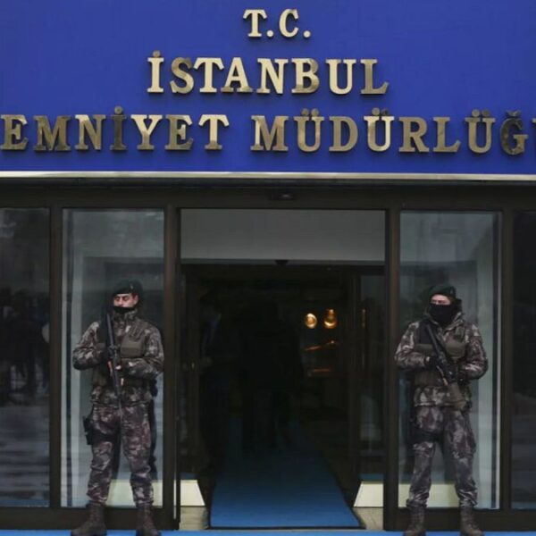 İBB operasyonunu yürüten Mali Suçlarla Mücadele Şube Müdürüne tenzili rütbe