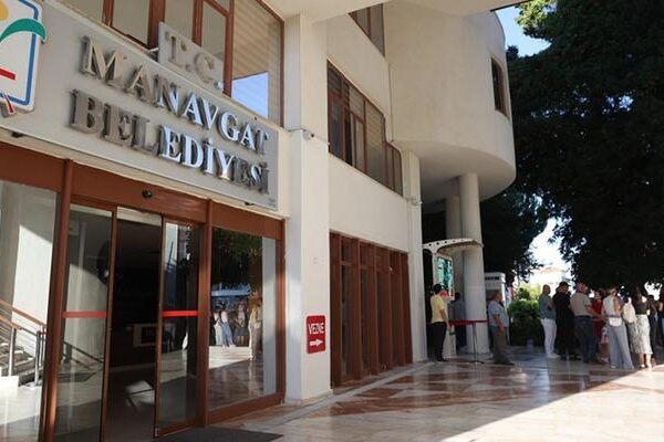 Manavgat Belediyesine yönelik rüşver operasyonunda iş insanın ifadesine ulaşıldı! 1 milyon 2500 bin euro istenmiş… “Resmen aspçılık yaptıklarını söyledim”