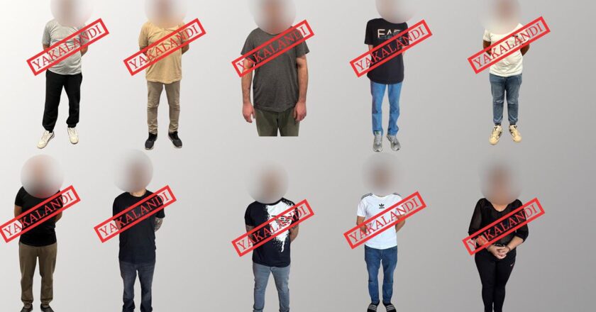 Kırmızı bültenle ve ulusal seviyede aranan 10 suçlu Türkiye’ye getirildi