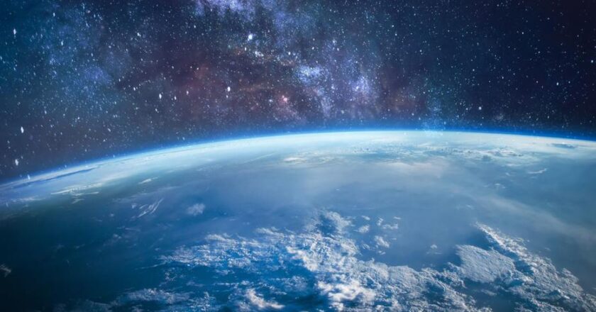 Dünya’nın Eğimi 80 Santimetre Değişti