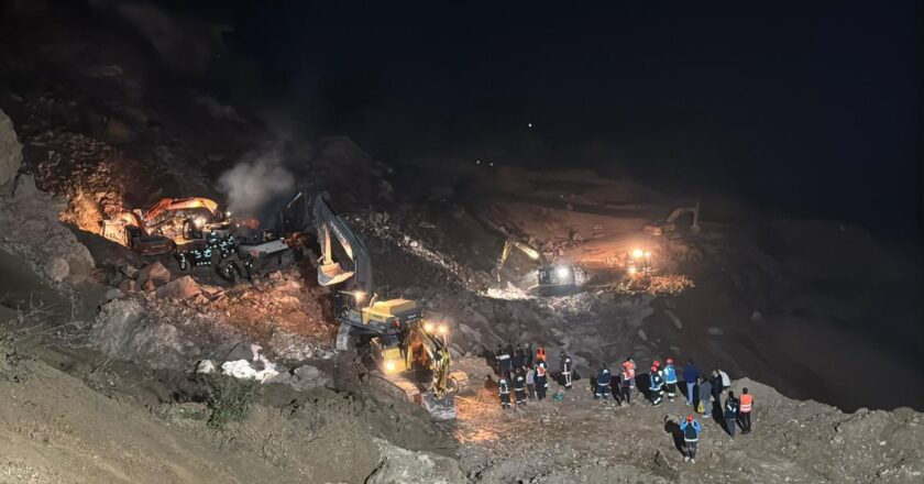 Ordu’da taş ocağı şantiyesinde göçük! Acı haber geldi: 1 işçinin cansız bedenine ulaşıldı