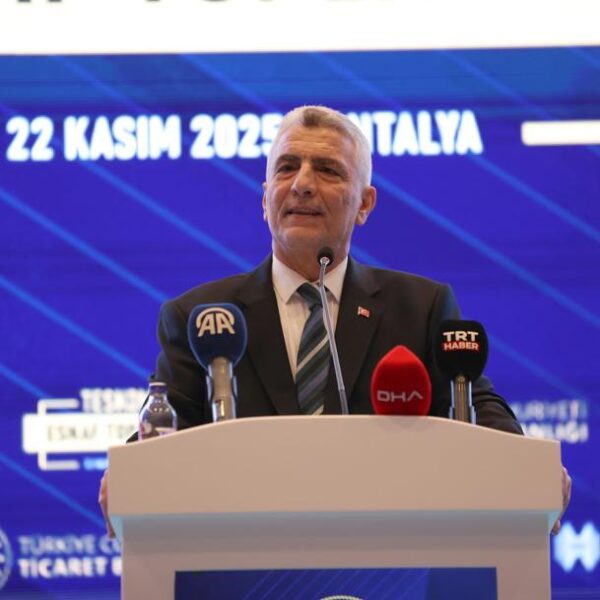 Ticaret Bakanı Ömer Bolat: “Esnaf kredileri 148 milyar lirayı buldu”