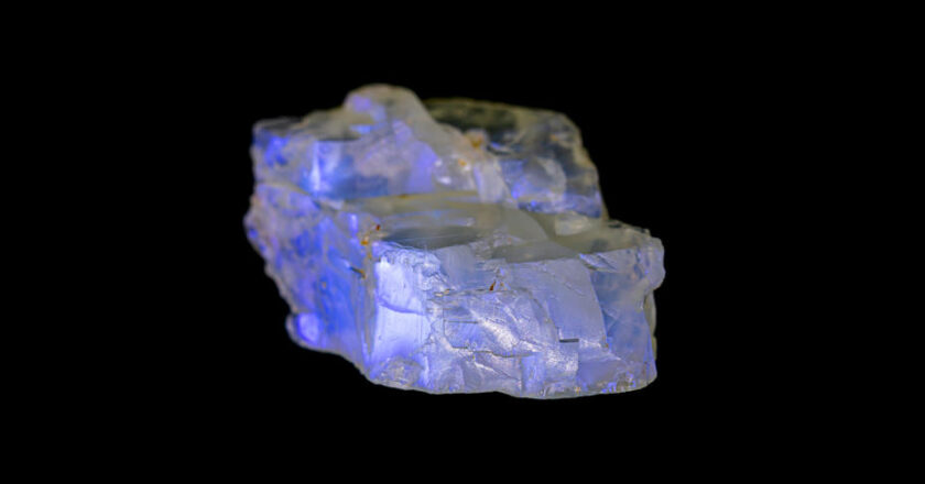 Bilimciler Ay’dan gelen taşın sırlarını ortaya çıkardı!