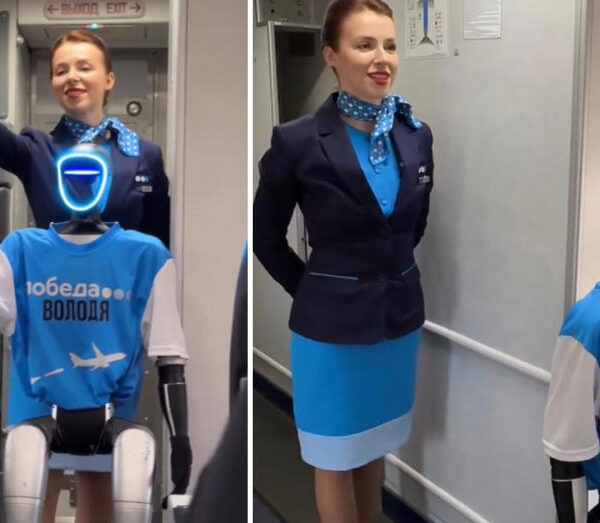 Rus havayolu, robot kabin memuru denemesiyle bir ilke imza attı.