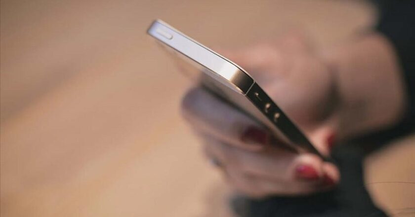 Yurt dışından telefon getirmek için gereken ücret 57 bin lira! 2026 IMEI kaydı için ne kadar ödenecek?